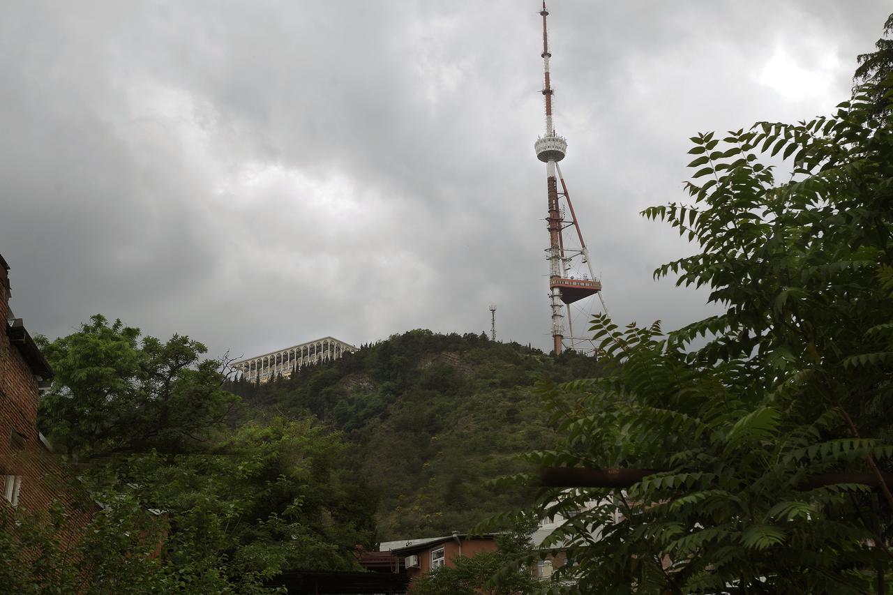 Fifth Element Hotel Tbilisi ภายนอก รูปภาพ